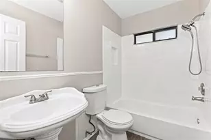 8305 Autumn Oak Ave, Port Richey, FL 34668 - Photo 4