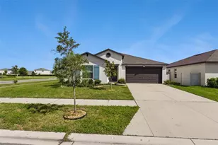 5404 Blue Azure Dr, Wimauma, FL 33598 - Photo 2