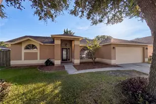 2330 Foggy Ridge Pkwy, Land O Lakes, FL 34639 - Photo 1