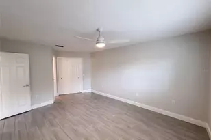 8165 Ridge Rd, Weeki Wachee, FL 34613 - Photo 16