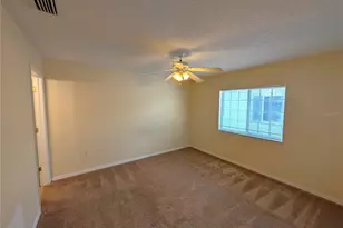4053 Dolphin Dr, Tampa, FL 33617 - Photo 8