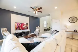 5533 Misty Oak Cir, Davenport, FL 33837 - Photo 6