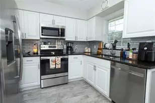 738 E 11th Ave, Mount Dora, FL 32757 - Photo 6