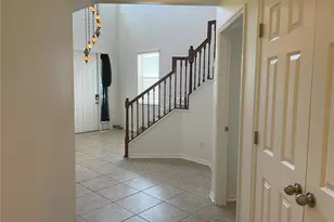 10649 Pictorial Park Dr, Tampa, FL 33647 - Photo 8