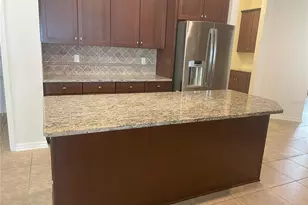 10649 Pictorial Park Dr, Tampa, FL 33647 - Photo 32