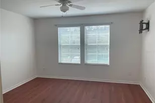 10649 Pictorial Park Dr, Tampa, FL 33647 - Photo 34