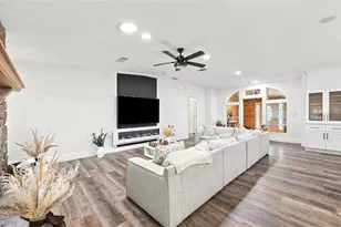 16111 Sunflower Trail, Orlando, FL 32828 - Photo 4