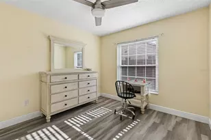 7610 Heathfield Ct, Orlando, FL 32835 - Photo 12