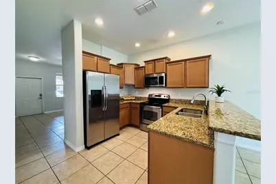 11155 Savannah Landing Circle, Orlando, FL 32832 - Photo 10