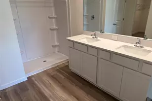 8665 Barragan Dr, Wildwood, FL 34785 - Photo 8