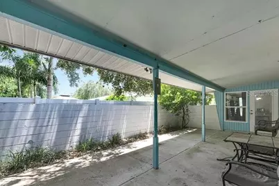 2695 S East Avenue, Sarasota, FL 34239 - Photo 24