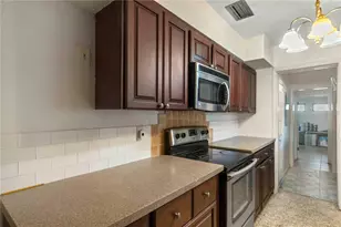 2695 S East Ave, Sarasota, FL 34239 - Photo 10