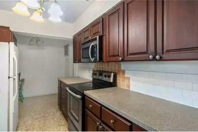 2695 S East Avenue, Sarasota, FL 34239 - Photo 6