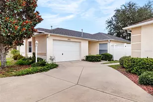 8620 SE 166th Birchbrook Loop, The Villages, FL 32162 - Photo 2