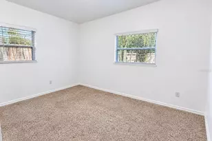 1607 Dauphin Ln, Orlando, FL 32803 - Photo 12
