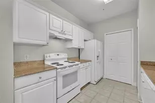200 Southern Pecan Cir, Winter Garden, FL 34787 - Photo 20