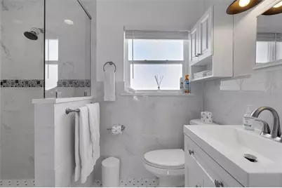 18317 Sunset Boulevard, Redington Shores, FL 33708 - Photo 32