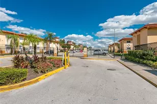 794 Ridenhour Cir, Orlando, FL 32809 - Photo 4