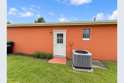 4068 Castlegate Drive, Orlando, FL 32839 - Photo 4