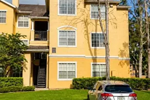 2632 Robert Trent Jones Dr, Orlando, FL 32835 - Photo 2