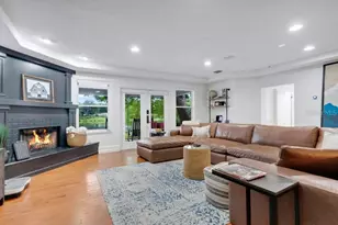 2227 Howard Dr, Winter Park, FL 32789 - Photo 2