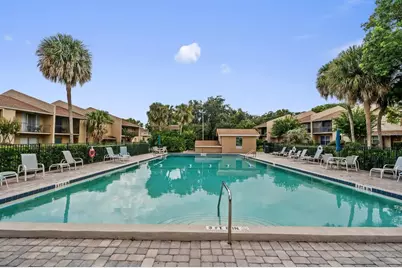 856 Park Lake Circle #51, Maitland, FL 32751 - Photo 4