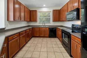 3064 Seaview Castle Dr, Kissimmee, FL 34746 - Photo 22