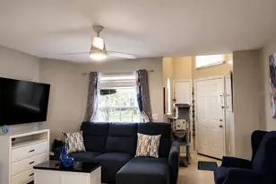 429 Fountainhead Cir, Kissimmee, FL 34741 - Photo 4