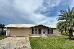 1636 Juno Trail, Astor, FL 32102 - Photo 2