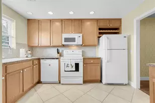 4224 Lake Underhill Rd, Orlando, FL 32803 - Photo 10