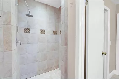 4224 Lake Underhill Road #8B8, Orlando, FL 32803 - Photo 16