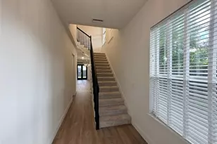 2013 E Esther St, Orlando, FL 32806 - Photo 8