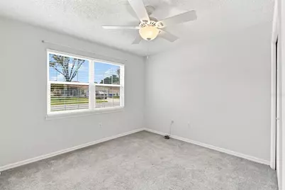 863 Wisteria Place, Tavares, FL 32778 - Photo 16
