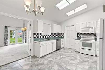 863 Wisteria Place, Tavares, FL 32778 - Photo 4