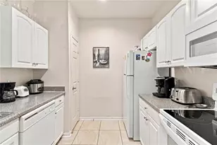 860 N Orange Ave, Orlando, FL 32801 - Photo 14