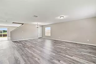 5123 Cello Wood Ln, Wesley Chapel, FL 33543 - Photo 10