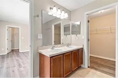 5123 Cello Wood Lane, Wesley Chapel, FL 33543 - Photo 32