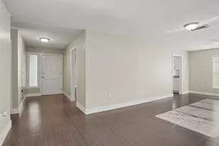 2938 Northbrook Ln, Lakeland, FL 33811 - Photo 4