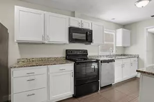 2938 Northbrook Ln, Lakeland, FL 33811 - Photo 8