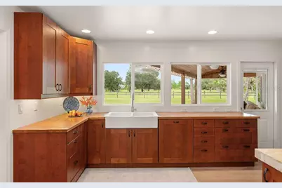 5240 Myakka Valley Trail, Sarasota, FL 34241 - Photo 12