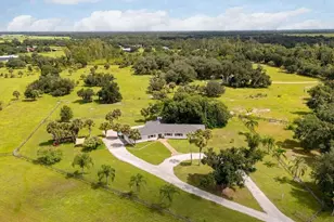5240 Myakka Valley Trail, Sarasota, FL 34241 - Photo 2