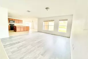 13631 Phoenix Dr, Orlando, FL 32828 - Photo 10