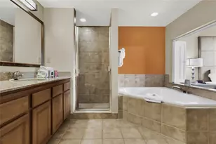 12544 Floridays Resort Dr, Orlando, FL 32821 - Photo 14