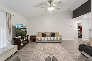1063 Lake Arbor Ct, Tavares, FL 32778 - Photo 10