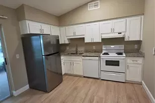 3334 Sassafras Ct, Orlando, FL 32810 - Photo 2