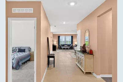 7412 Capstone Drive, Groveland, FL 34736 - Photo 2