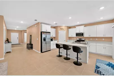 7412 Capstone Drive, Groveland, FL 34736 - Photo 6