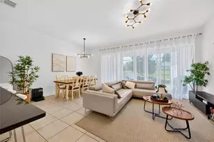 306 Captiva Dr, Davenport, FL 33896 - Photo 10