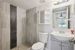 9816 Surrey Ridge Rd, Orlando, FL 32825 - Photo 10