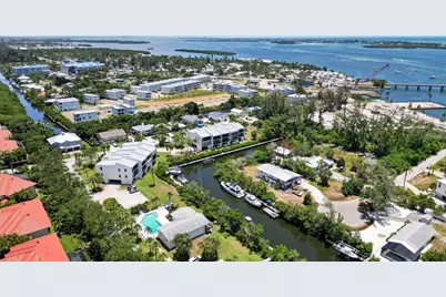 4204 126th Street W #502, Cortez, FL 34215 - Photo 2